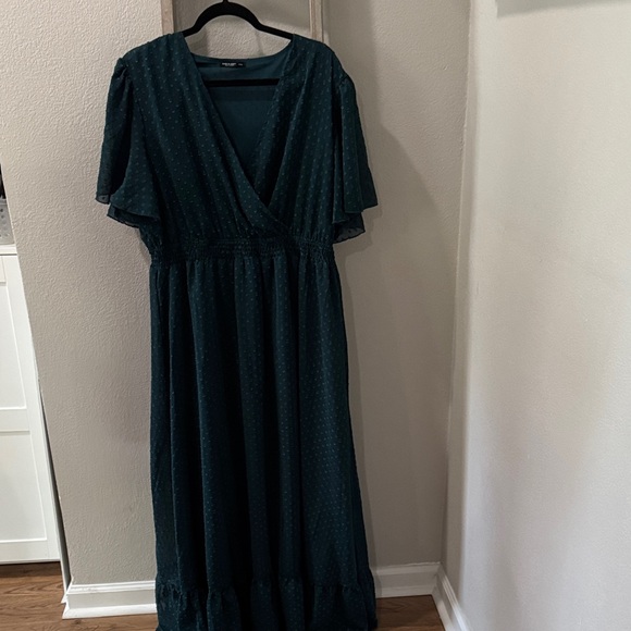 SheinCurve Teal Maxi Dress with Polka Dot Pattern Flutter Sleeves Cinched Waist - Picture 1 of 6
